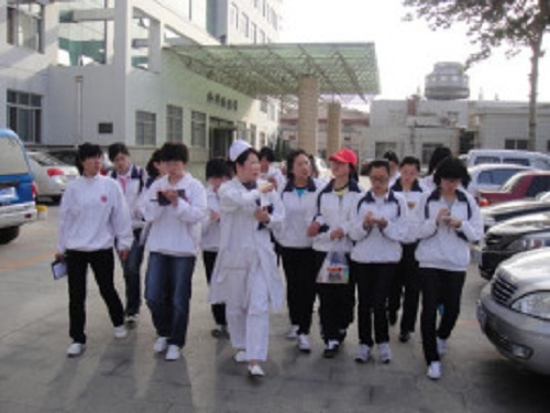 山东青岛第二学校